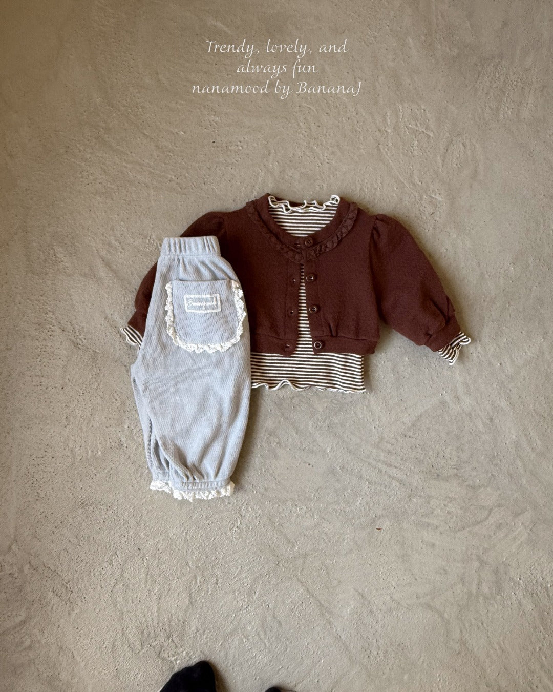 韓國童裝 25秋|BananaJ 25350 baby tee